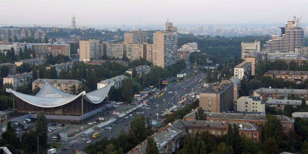 Вместо Дружбы народов. В Киеве предлагают переименовать бульвар и площадь в память о королеве Елизавете II