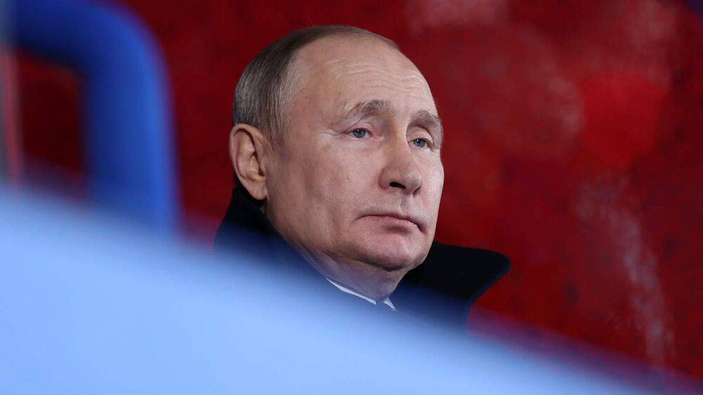 Правлению путина близится конец: депутаты из 18 российских округов требуют отставки диктатора