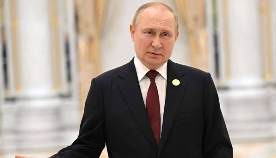 Політики Москви та Петербурга вимагають відставки Путіна - розпочато збір підпісів