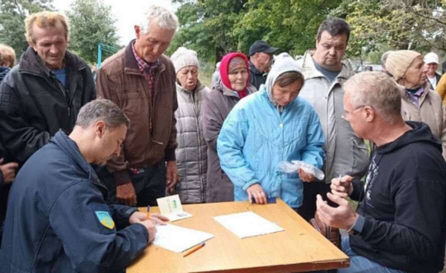 На Харківщині після деокупації розпочали виплату пенсій