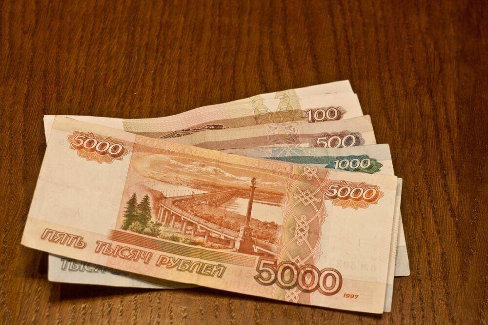 Стало известно, кто из пенсионеров получит по 10 тысяч рублей в октябре