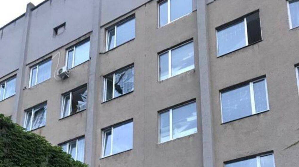 Один из районов Николаева попал под вражеский обстрел, повреждена инфраструктура