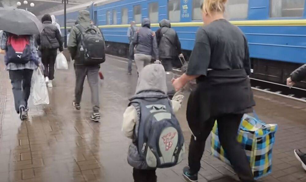 Быть готовыми покидать свои дома: в Кабмине предупредили всех украинцев о срочной эвакуации