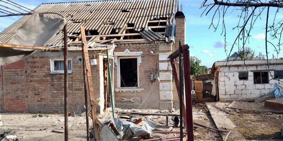 Оккупанты обстреляли Днепропетровскую область из тяжелой артиллерии: ранена женщина