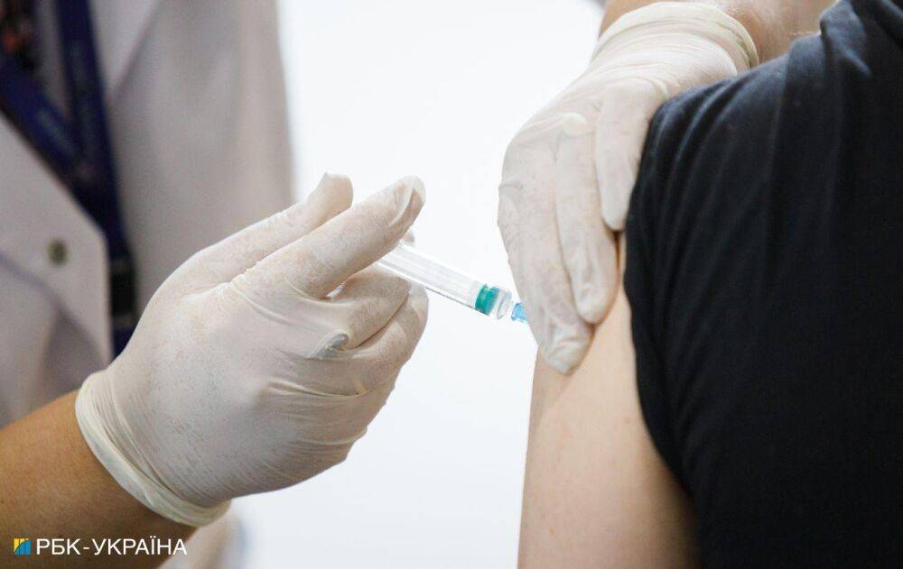 Польща передасть Україні мільйон вакцин від Covid-19