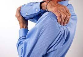 Біль в плечовому суглобі – про що це може свідчити?
