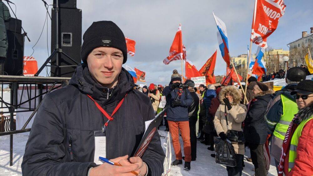 В Архангельске прекратил дело о дискредитации армии против журналиста