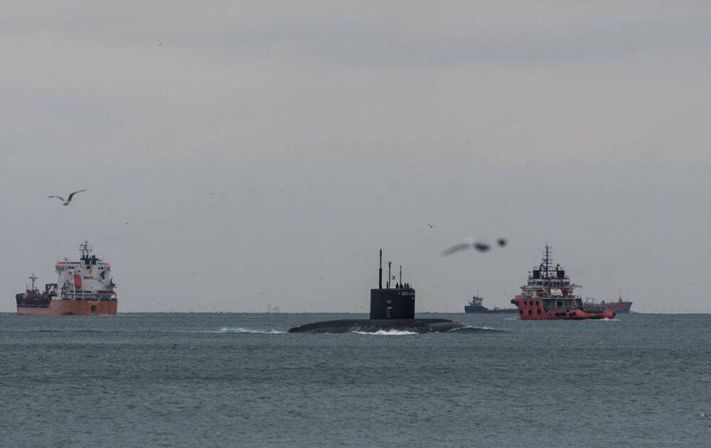 Росія вивела підводні човни з Криму, - британська розвідка
