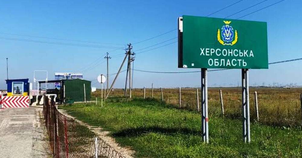 Боятся контрнаступления: Россияне окапываются и возводят фортификационные сооружения на админгранице Крыма