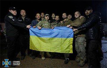 Официально: Украина вернула из плена 215 военных, среди них - 108 бойцов «Азова»
