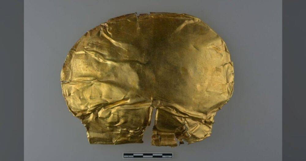 В Китае нашли 3000-летнюю золотую погребальную маску