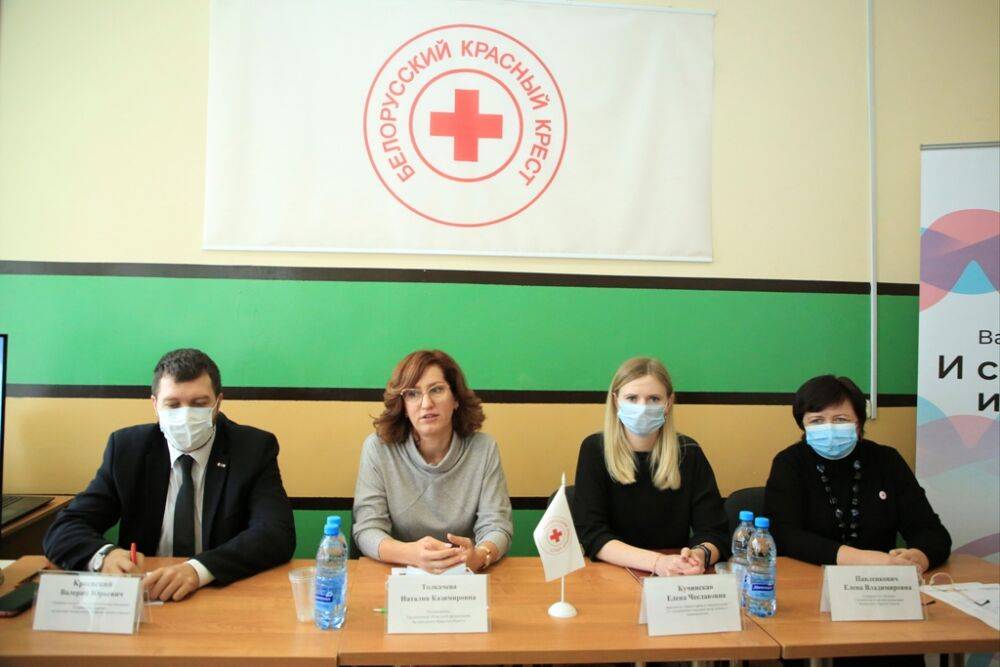 Круглый стол с представителями СМИ по вопросам реагирования на Covid-19 прошел в офисе Гродненской областной организации Белорусского Красного Креста