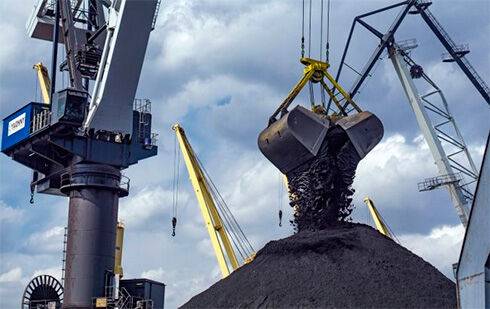 Індія скоротила імпорт вугілля та нафти з Росії