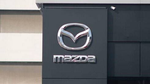 Mazda планує припинити виробництво в Росії