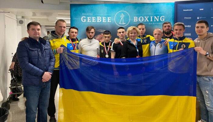 Украинские боксеры провели акцию протеста на молодежном чемпионате Европы