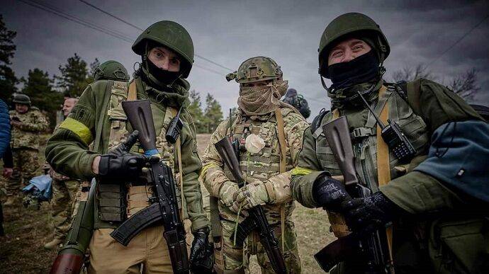 Регионы: ВСУ отбили атаки с трех сторон на Луганщине, россияне обстреляли с С-300 Харьковщину
