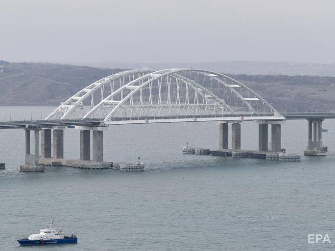 Подоляк о россиянах в Крыму: Я не очень хочу, чтобы все они уехали через Керченский мост. Есть определенные юридические вопросы