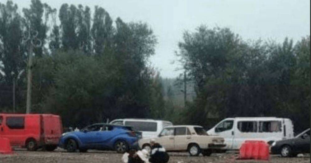 ВС РФ нанесли ракетный удар по гуманитарной колонне в Запорожье, есть погибшие, — ОВА (фото)