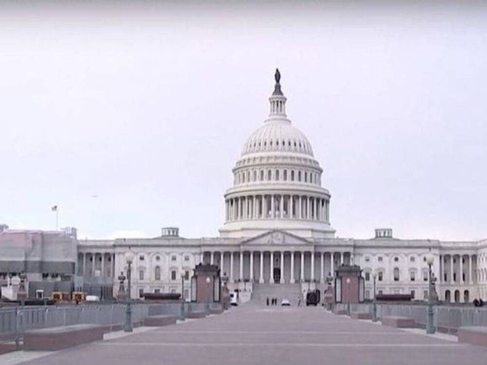 Сенат Конгресса США одобрил продолжение финансирования Украины вплоть до 16 декабря