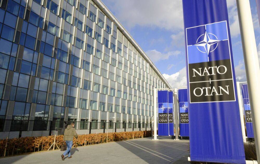 Україна подає заявку до НАТО. Яка процедура вступу до Альянсу