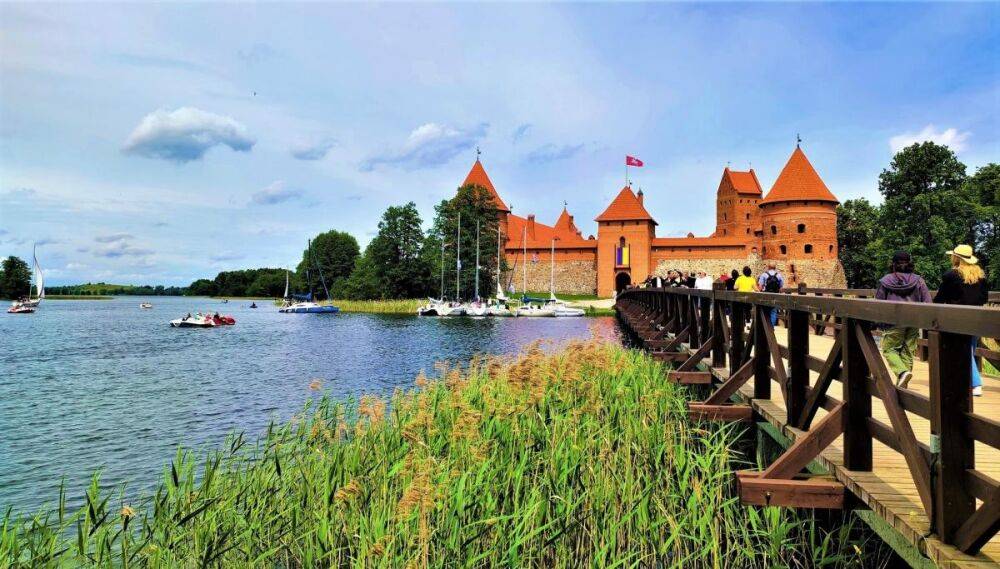 Уютный Тракай: древний город-крепость посреди озер в 30 минутах от Вильнюса