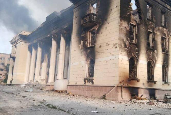 32 "прильоти": Гайдай розповів, чому окупанти знищили гуманітарний штаб у Лисичанську