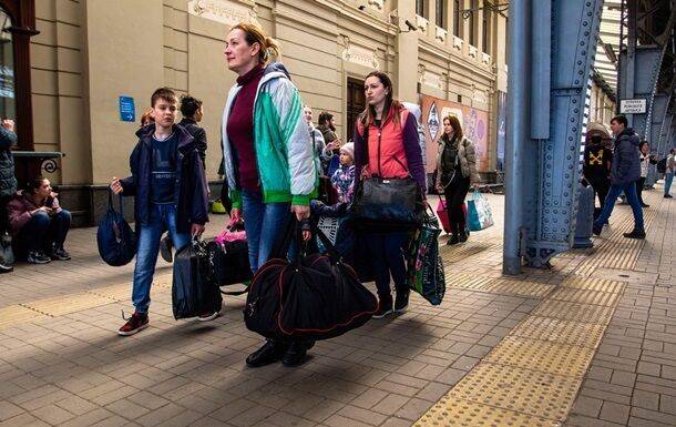 Переселенцы из Крыма имеют право на денежную помощь - Минреинтеграции