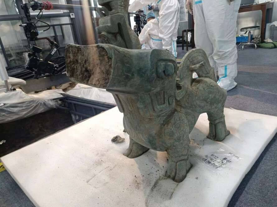 Археологи виявили унікального бронзового звіра (Фото)
