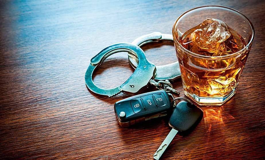 Вблизи озера Юбилейное задержан пьяный водитель. Ему грозит штраф и лишение водительских прав
