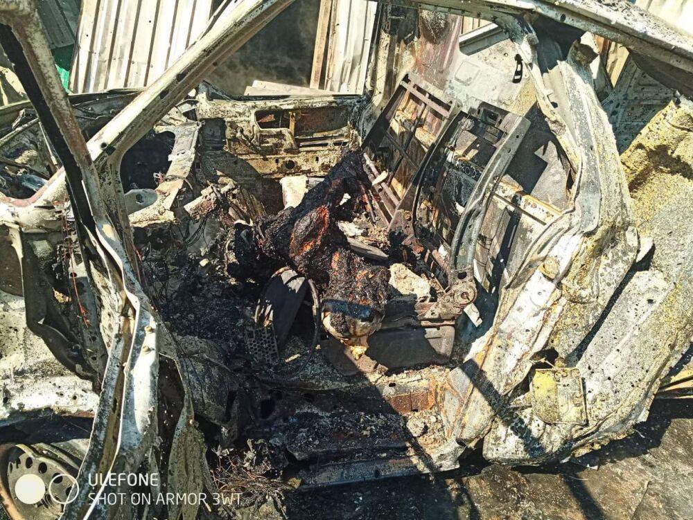 Первые фото последствий обстрела Индустриального района показал мэр Харькова