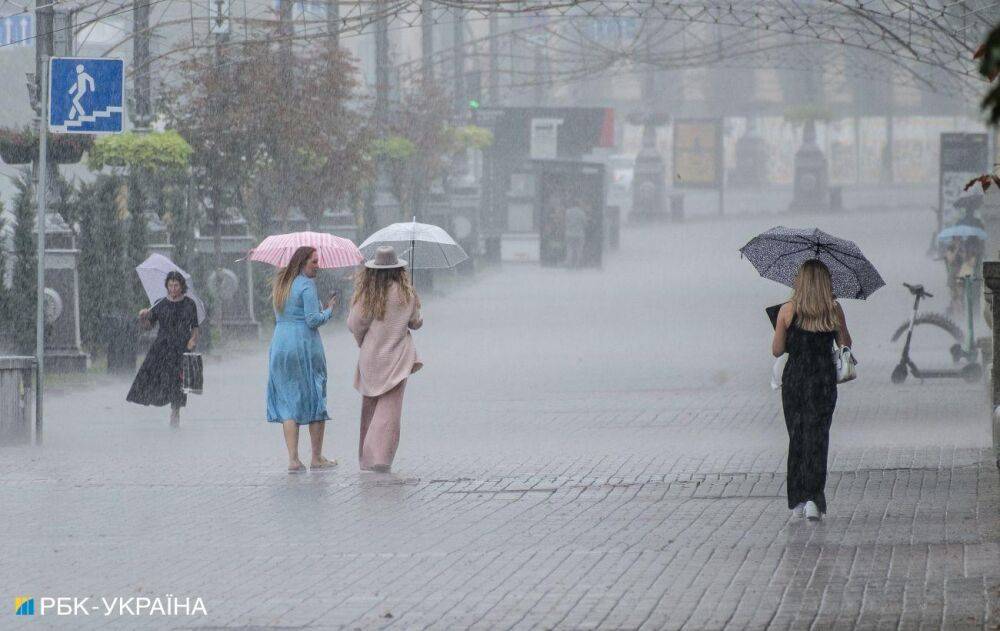 Украину зальют дожди: прогноз погоды на завтра