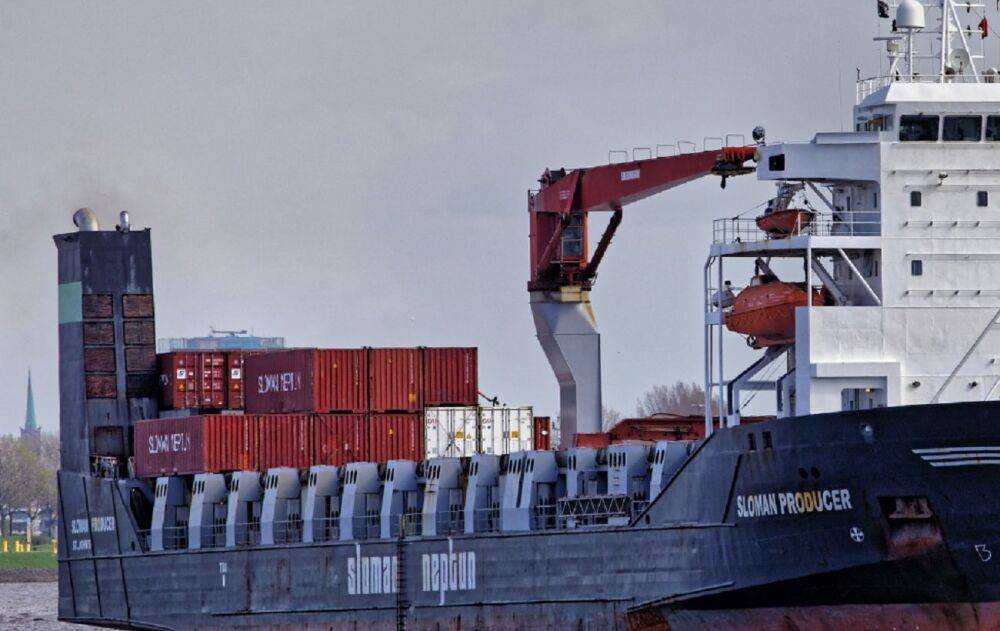 Південна Африка приховала вантаж з російського судна, що знаходиться під санкціями, - WSJ