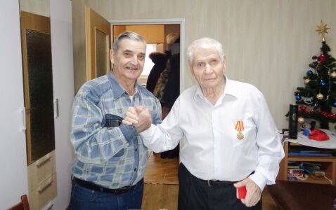 Поздравили «дядю Васю» кунгурские ветераны боевых действий совместно с городским Советом ветеранов