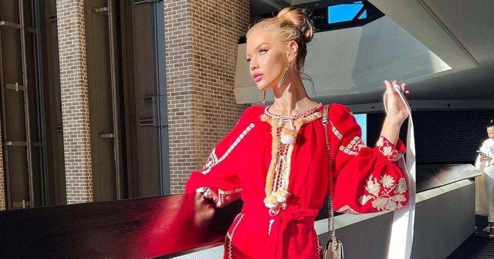 Выход украинки на конкурсе "Мисс Вселенная" в национальном костюме поразил публику (видео)