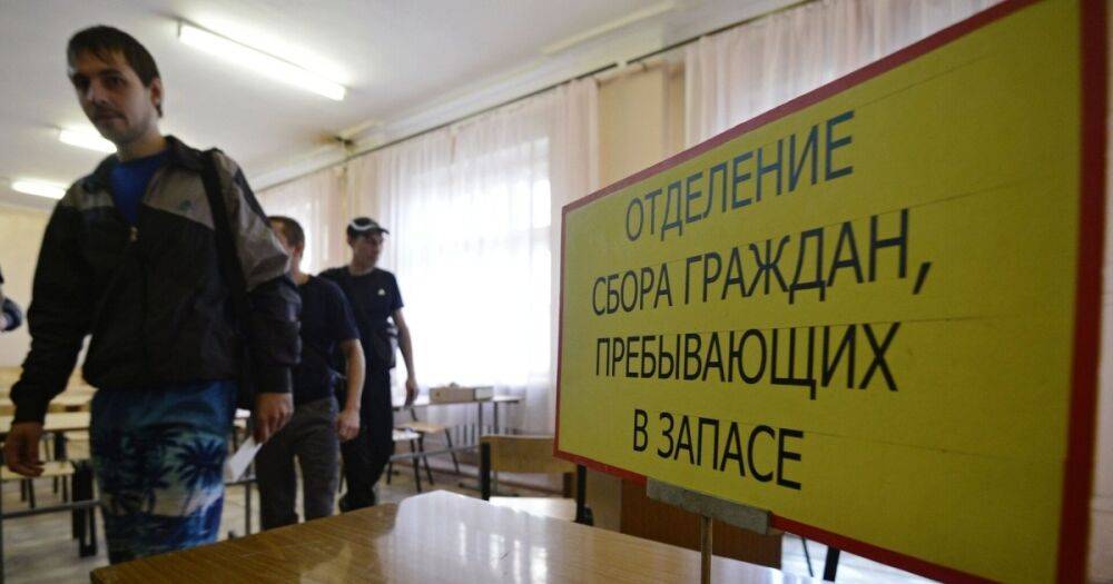 Возможны еще ограничения: в Беларуси хотят запретить мужчинам выезжать из страны (видео)