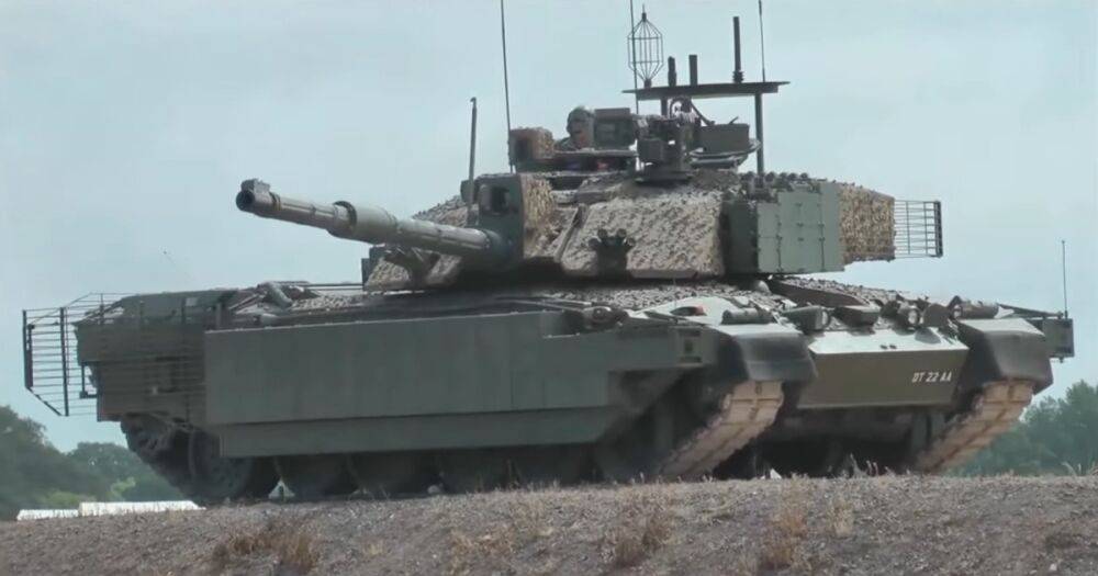 Риши Сунак приказал передать Украине эскадрилью танков Challenger 2 — The Sun