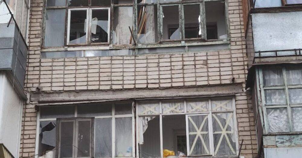 Россияне утром обстреляли жилой квартал в Херсоне: есть раненые