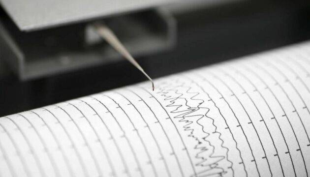 В Индонезии произошло мощное землетрясение, есть угроза цунами
