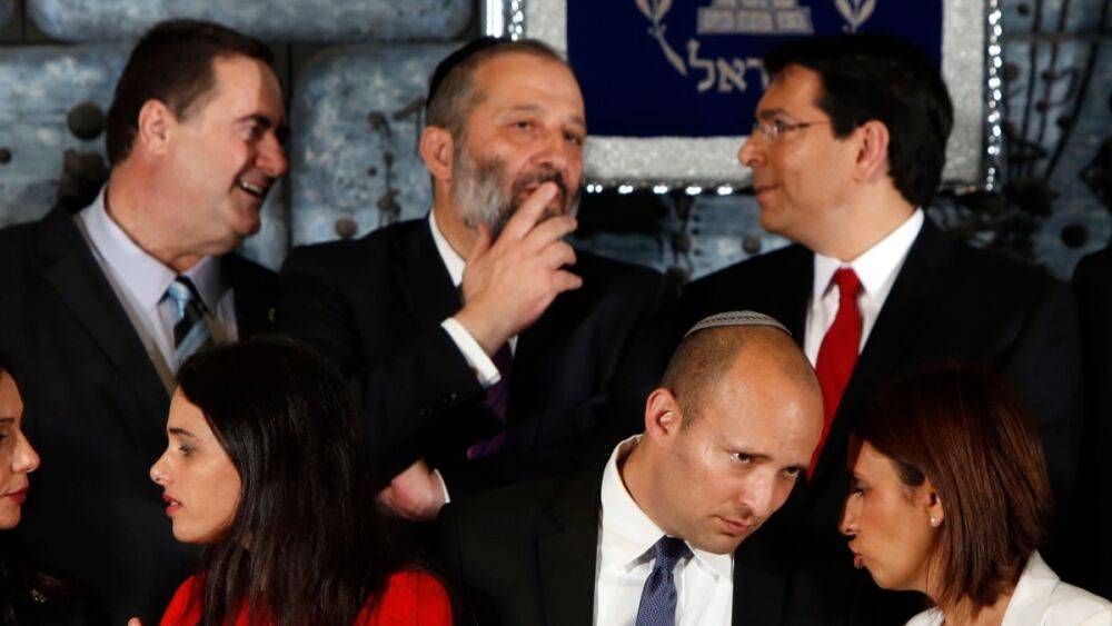 Верховный суд Израиля заблокировал назначение ключевого союзника Нетаньяху министром