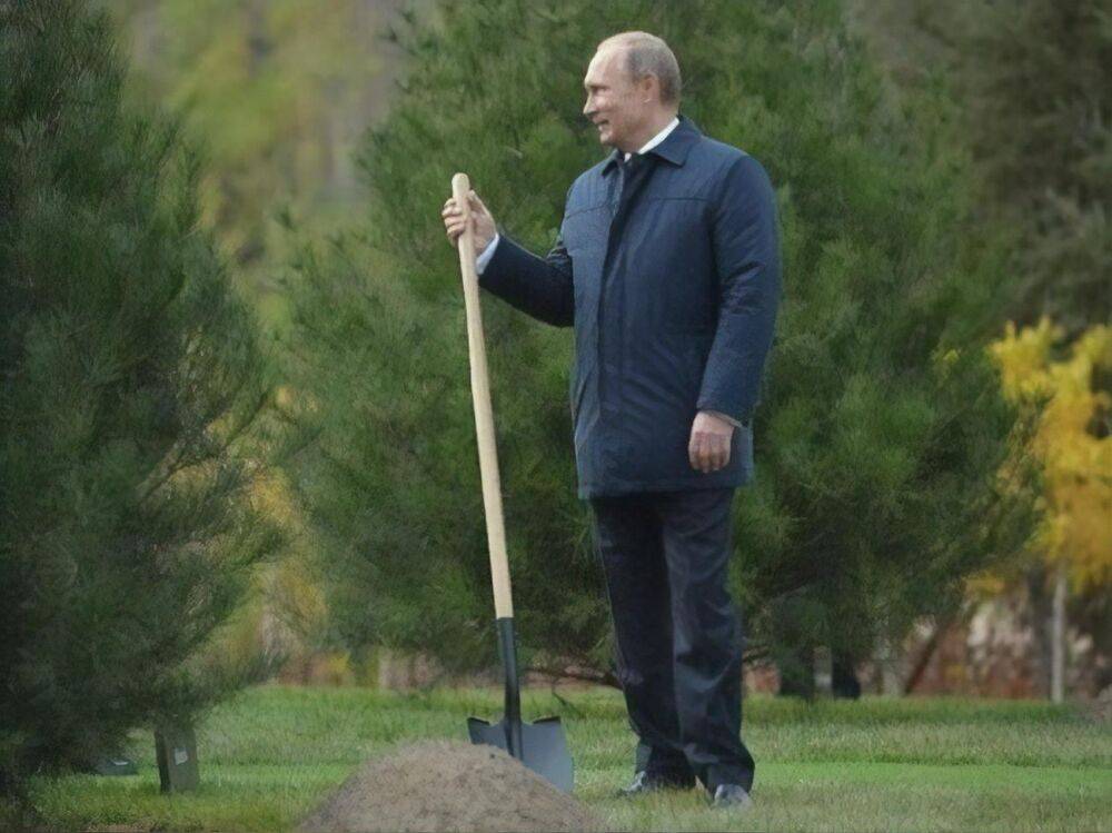 "Именно Путин стоит с лопатой. И останется с этой лопатой в мировой истории". Зеленский заявил, что президент страны-оккупанта выкопал пропасть между Россией и Украиной