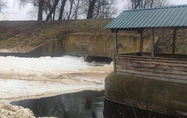 Экс-депутата нашли мертвым в реке на Черниговщине