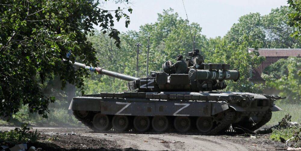 Оккупанты обстреляли центр Берислава из танка, есть раненые