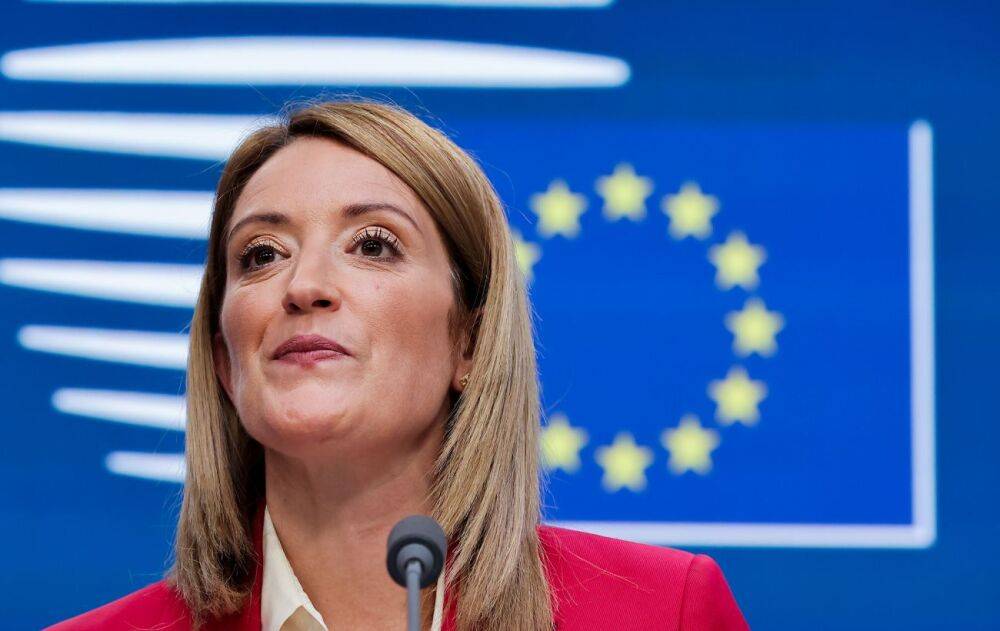 ЄП запускає процедуру зняття імунітету з двох євродепутатів після катаргейту