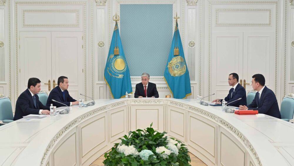 Президент Казахстана распустил парламент страны и назначил выборы