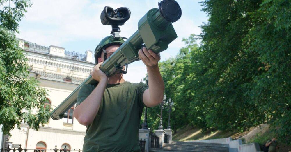 Бойцы ВСУ получили VR-тренажер, имитирующий ПЗРК "Игла-1": чему он научит