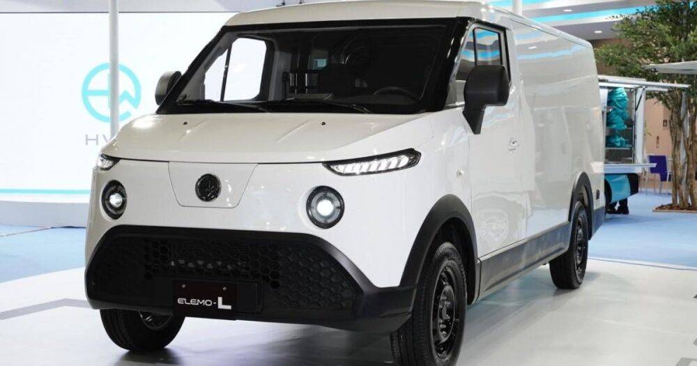Японцы представили бюджетный электрический фургон с необычным дизайном (фото)