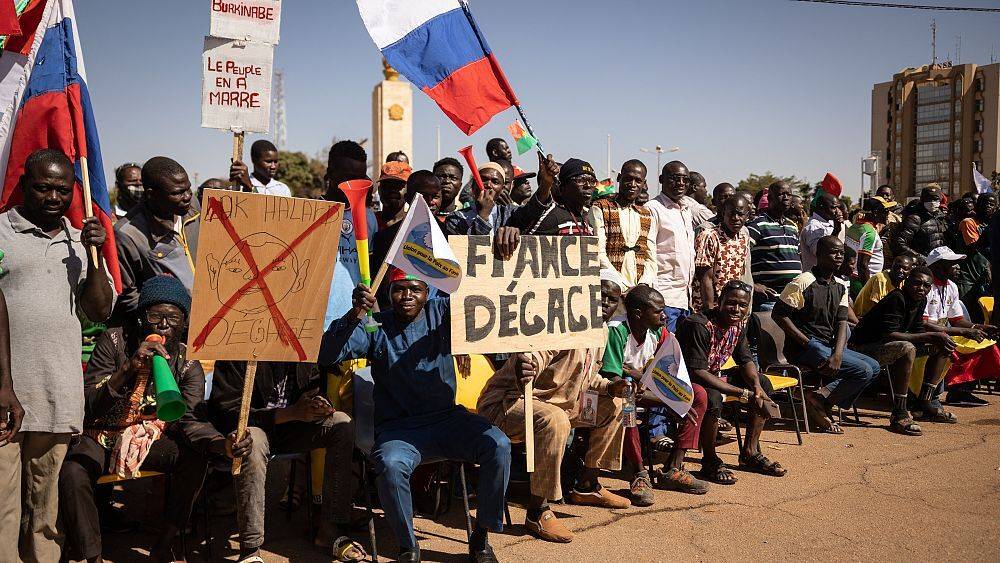 Буркина-Фасо: протесты против присутствия в стране военного контингента Франции