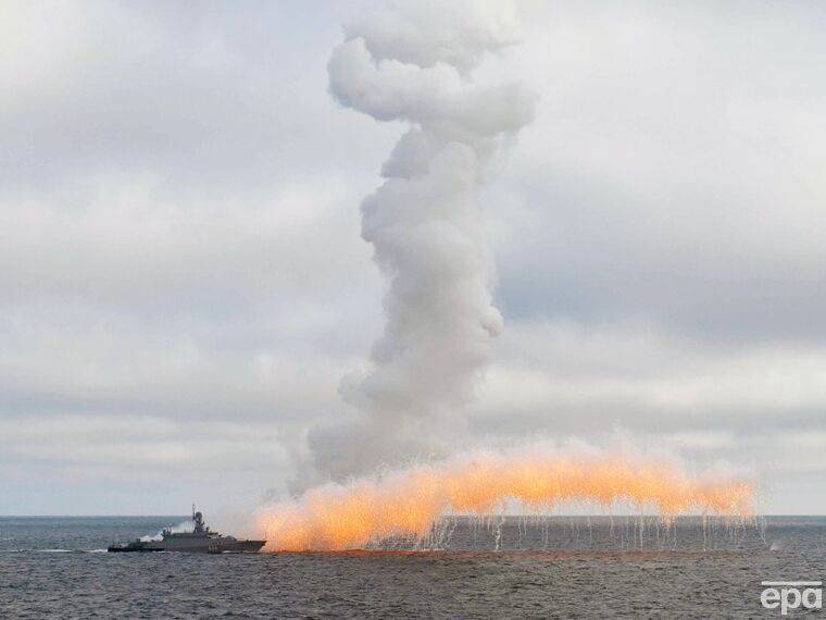 РФ вывела в Черное море 11 кораблей, в том числе три ракетоносителя с 24 "Калибрами" – ОК "Юг"