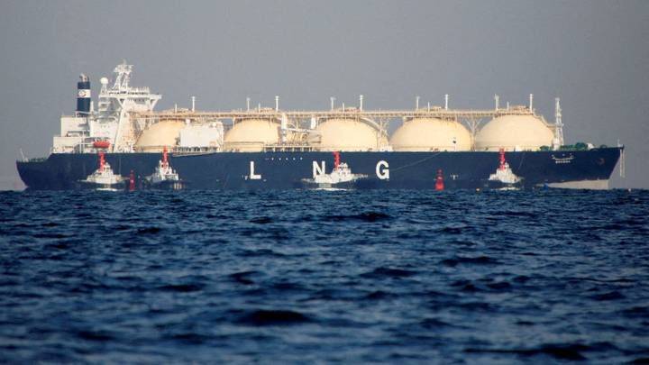 США перенаправляют СПГ из Европы в Азию на фоне падения цен на газ