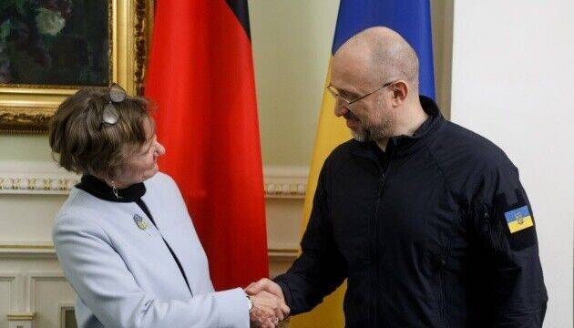 Шмыгаль обсудил с послом Германии усиление поддержки Украины